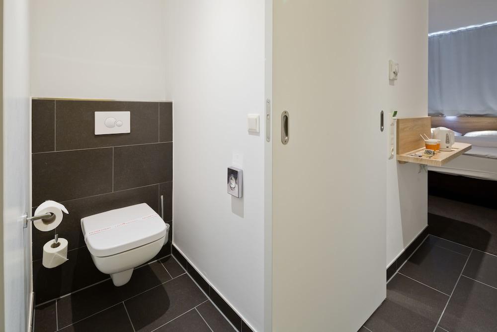 B&B Hotel Muenchen-Olympiapark Kültér fotó